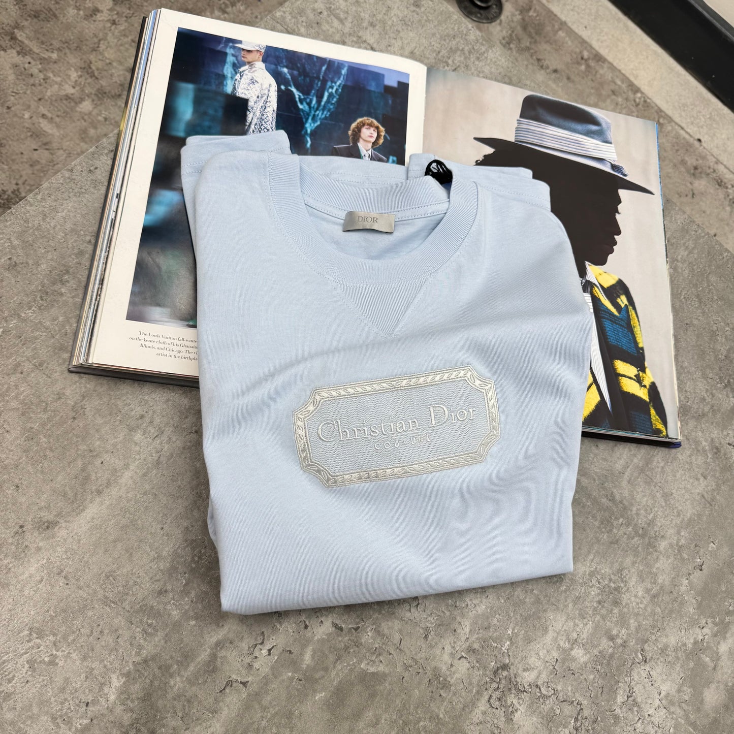 CD - COUTURE T-SHIRT - LIGHT BLUE