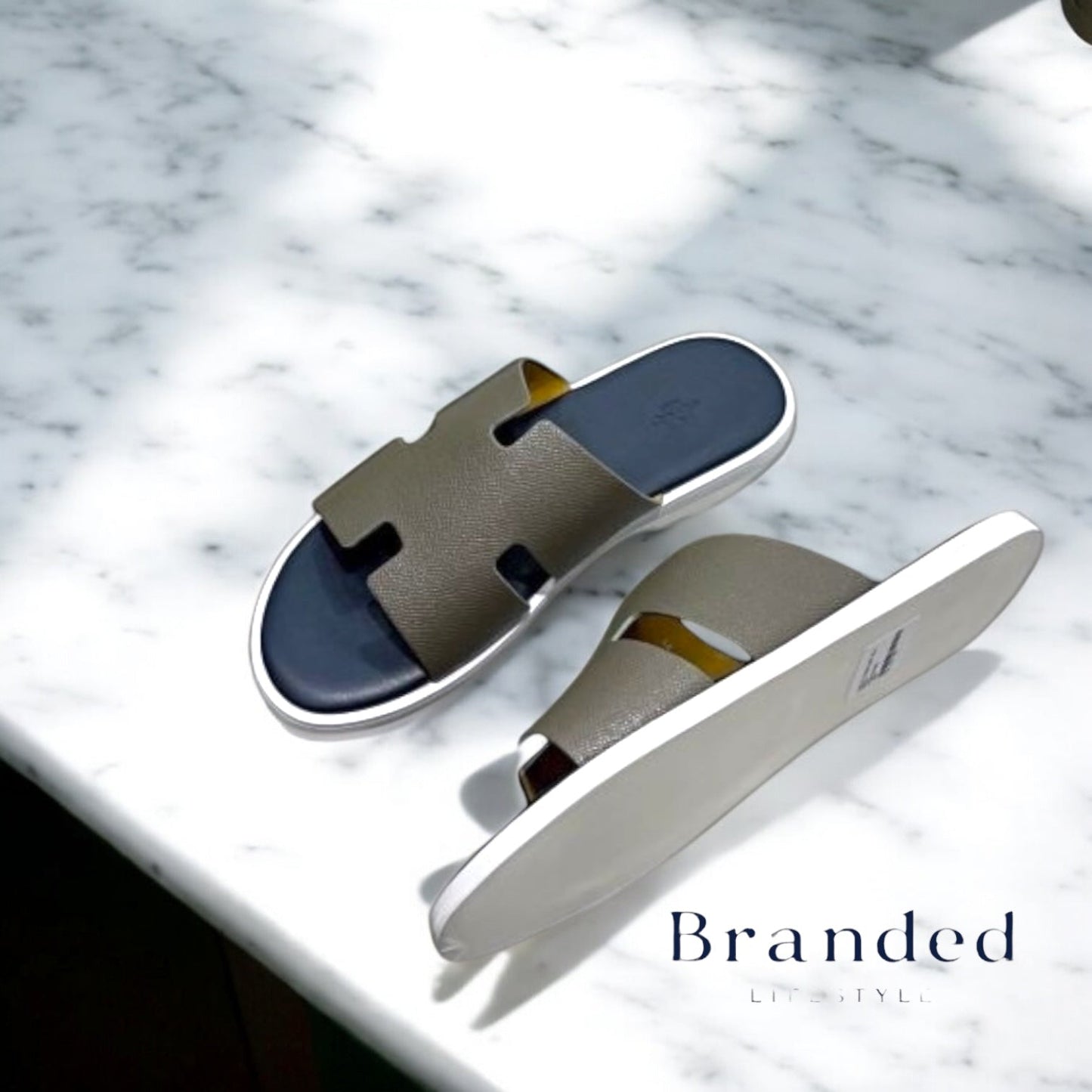 (PRE-ORDER) HMES - SLIDES - NAVY/STONE