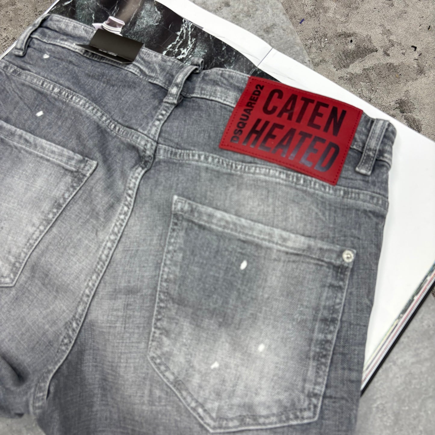D2 - JEANS - GREY