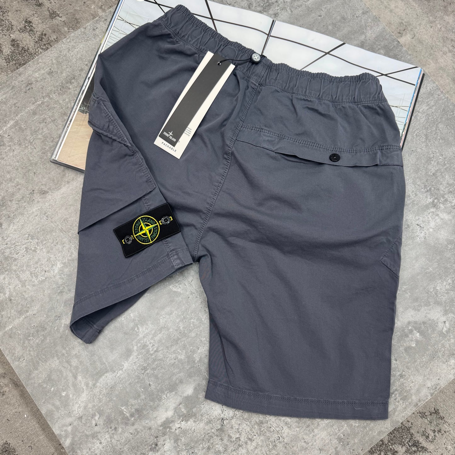 SI - BUTTON POCKET CARGO SHORTS - CHARCOAL