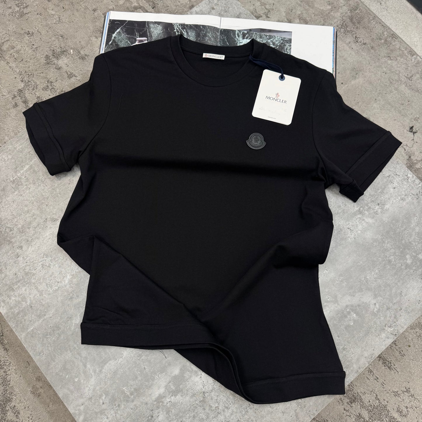 MNCLR - LAYERED BADGE T-SHIRT - BLACK