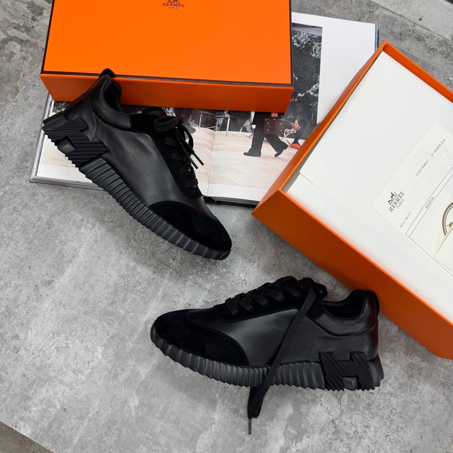 HMES - BOUNCING LEATHER TRAINERS - BLACK