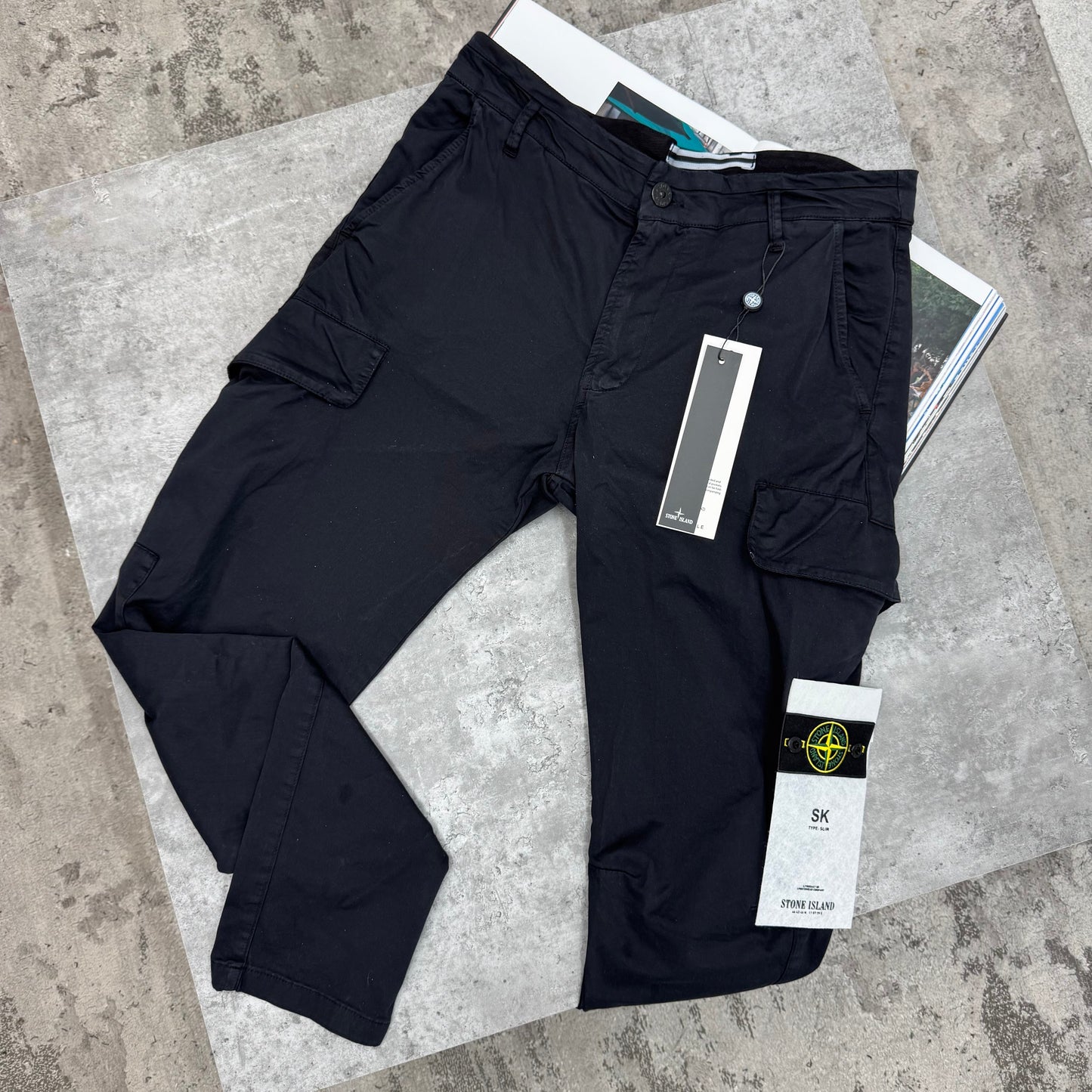 SI - SS25 CARGOS - BLACK