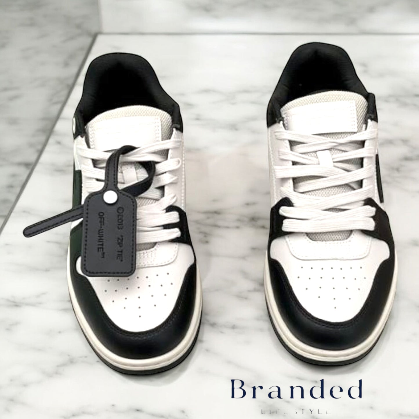 (PRE-ORDER) OW - OUT OF OFFICE TRAINER