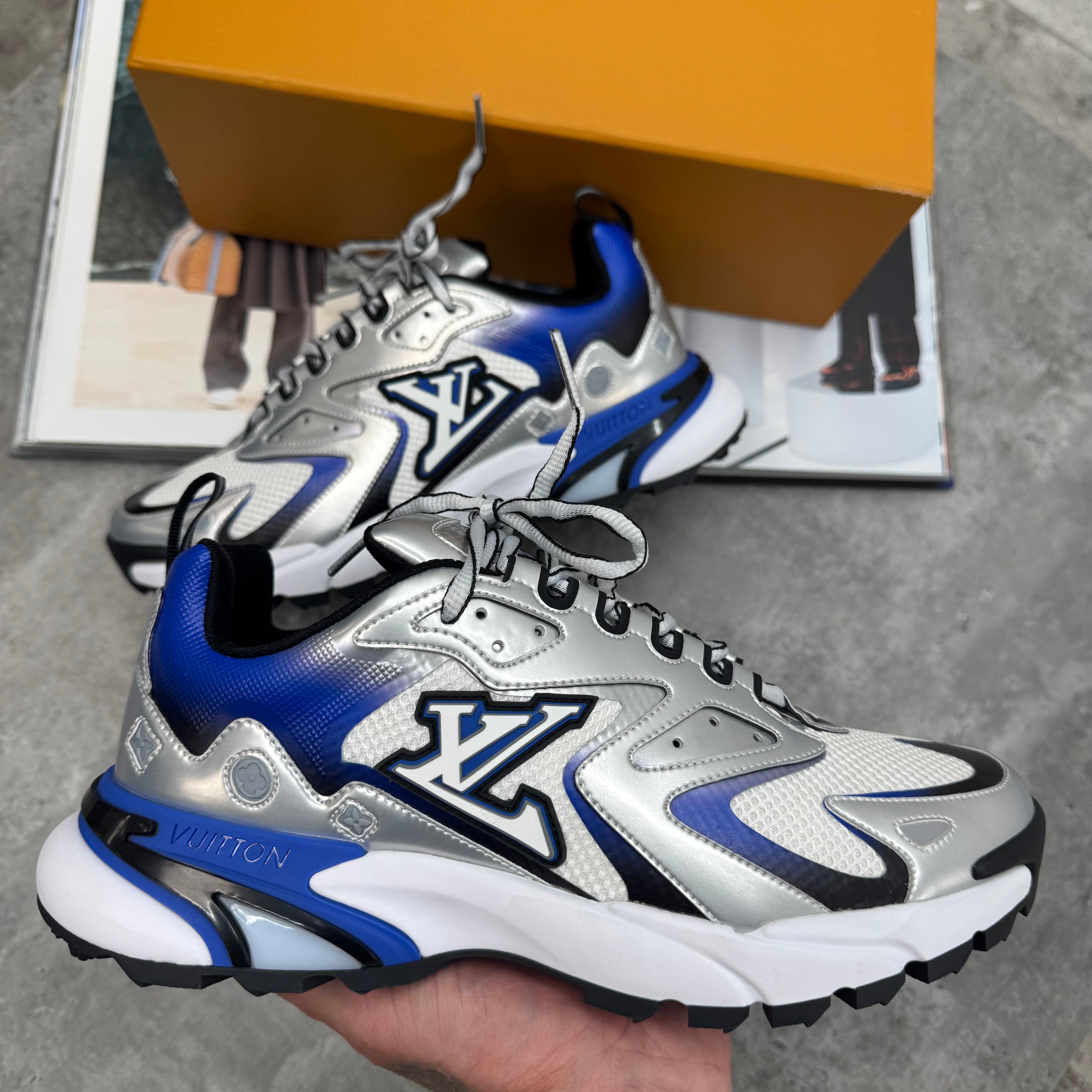 LVE - TACTIC TRAINER - SILVER/NAVY