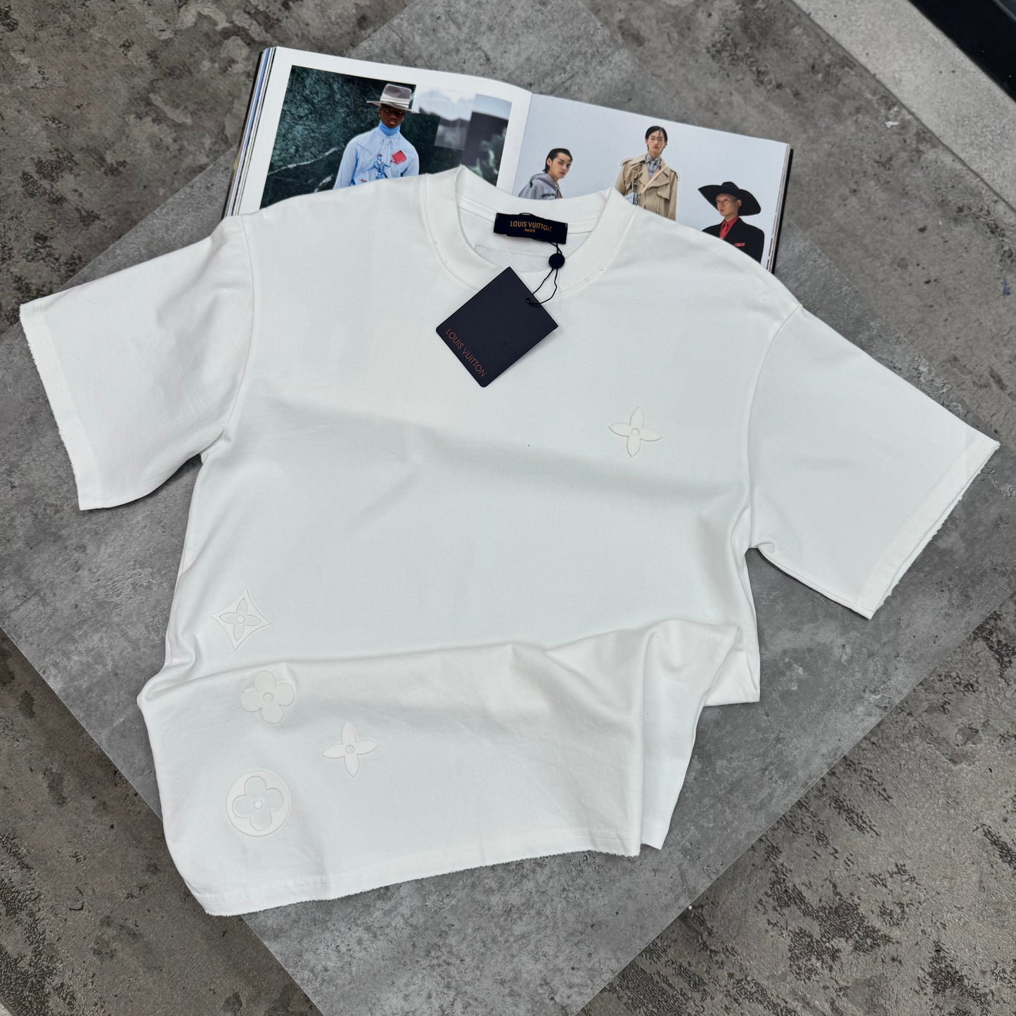 LVE - MONO LOGO T-SHIRT - WHITE
