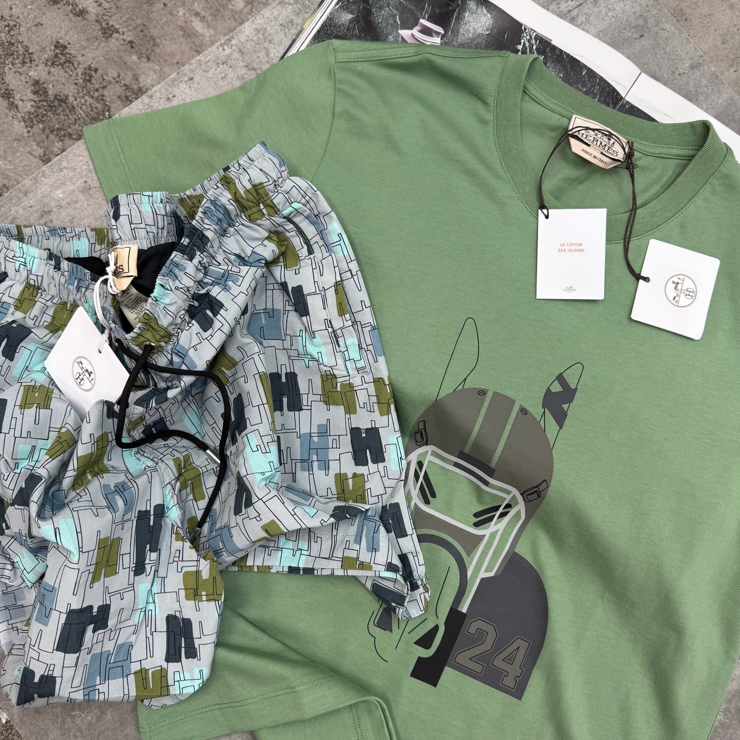 HMES - T-SHIRT - GREEN