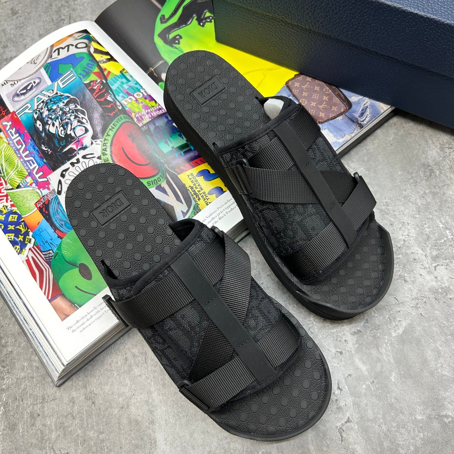 (PRE-ORDER) CD - OBLIQUE SLIDES - BLACK
