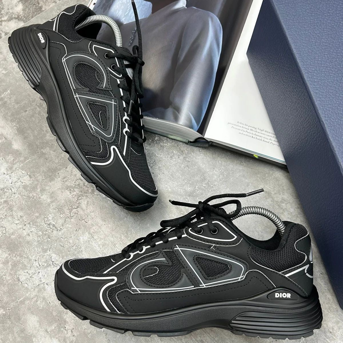(PRE ORDER) B30 - TRAINER - BLACK