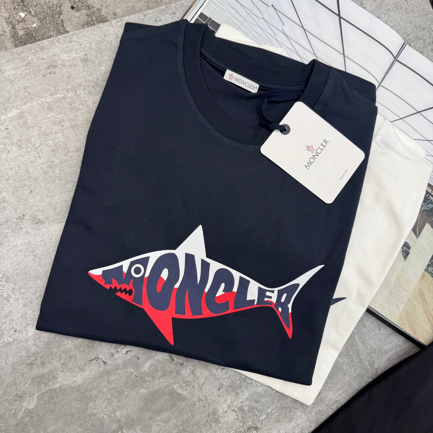 MNCLR - SHARK LOGO T-SHIRT