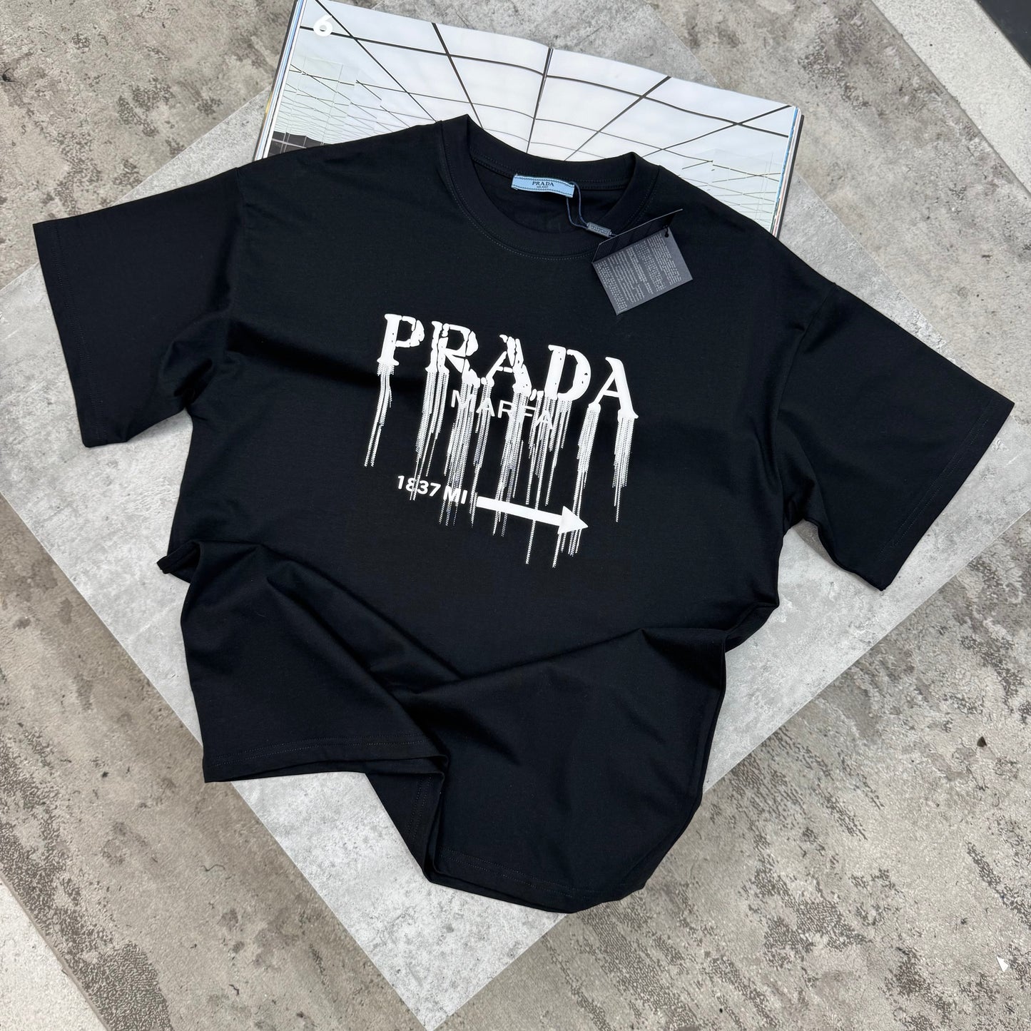 PDA - REGULAR FIT DRIP T-SHIRT - BLACK