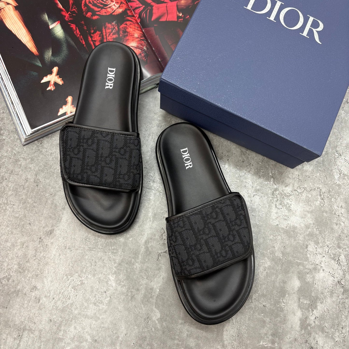 CD - SLIDE - BLACK