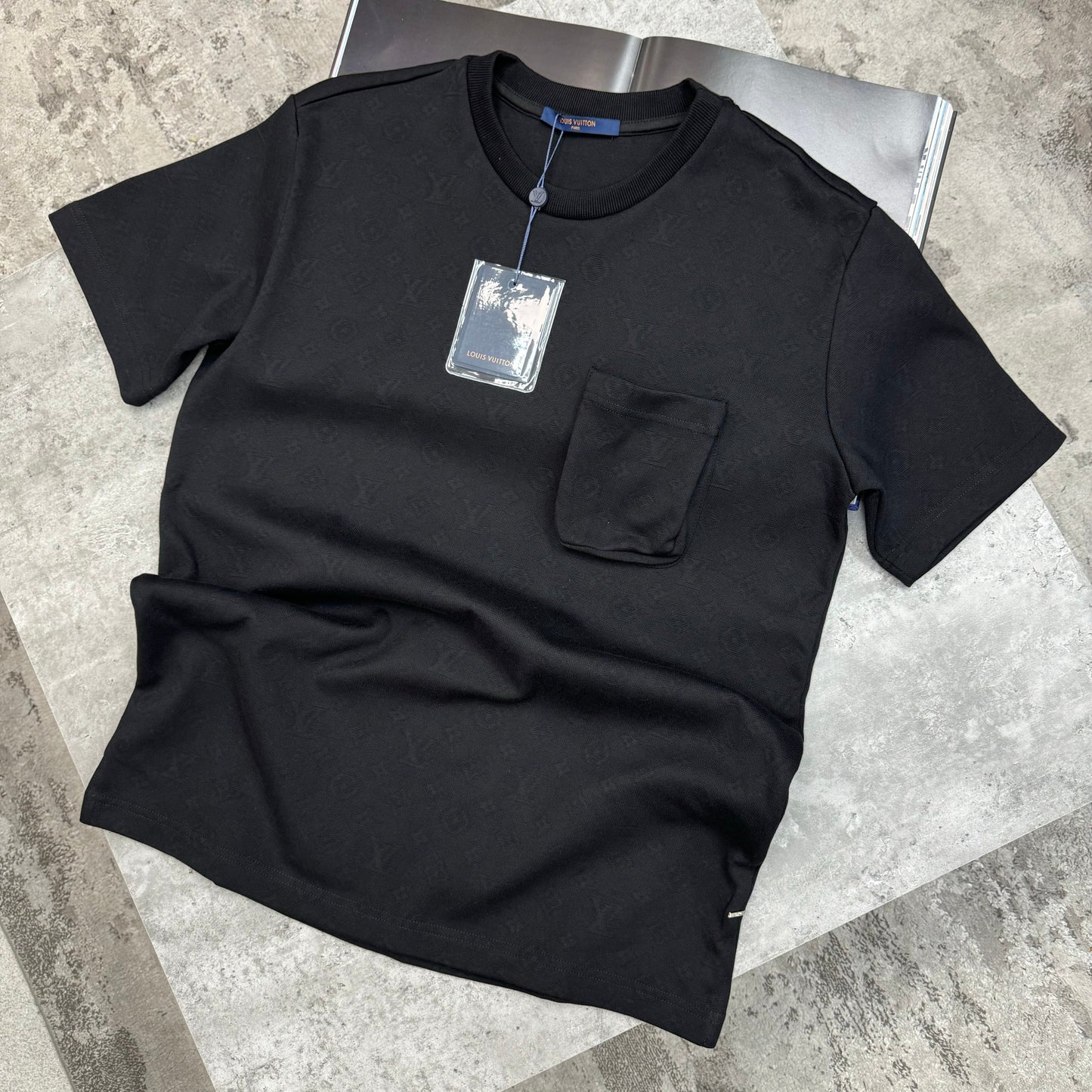 LVE - POCKET T-SHIRT - BLACK