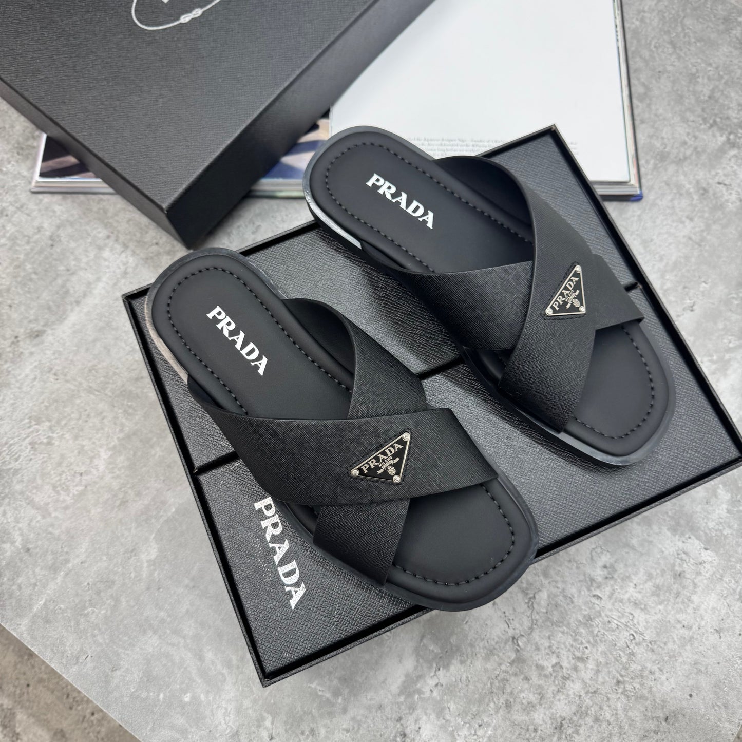 PDA - SLIDES - BLACK