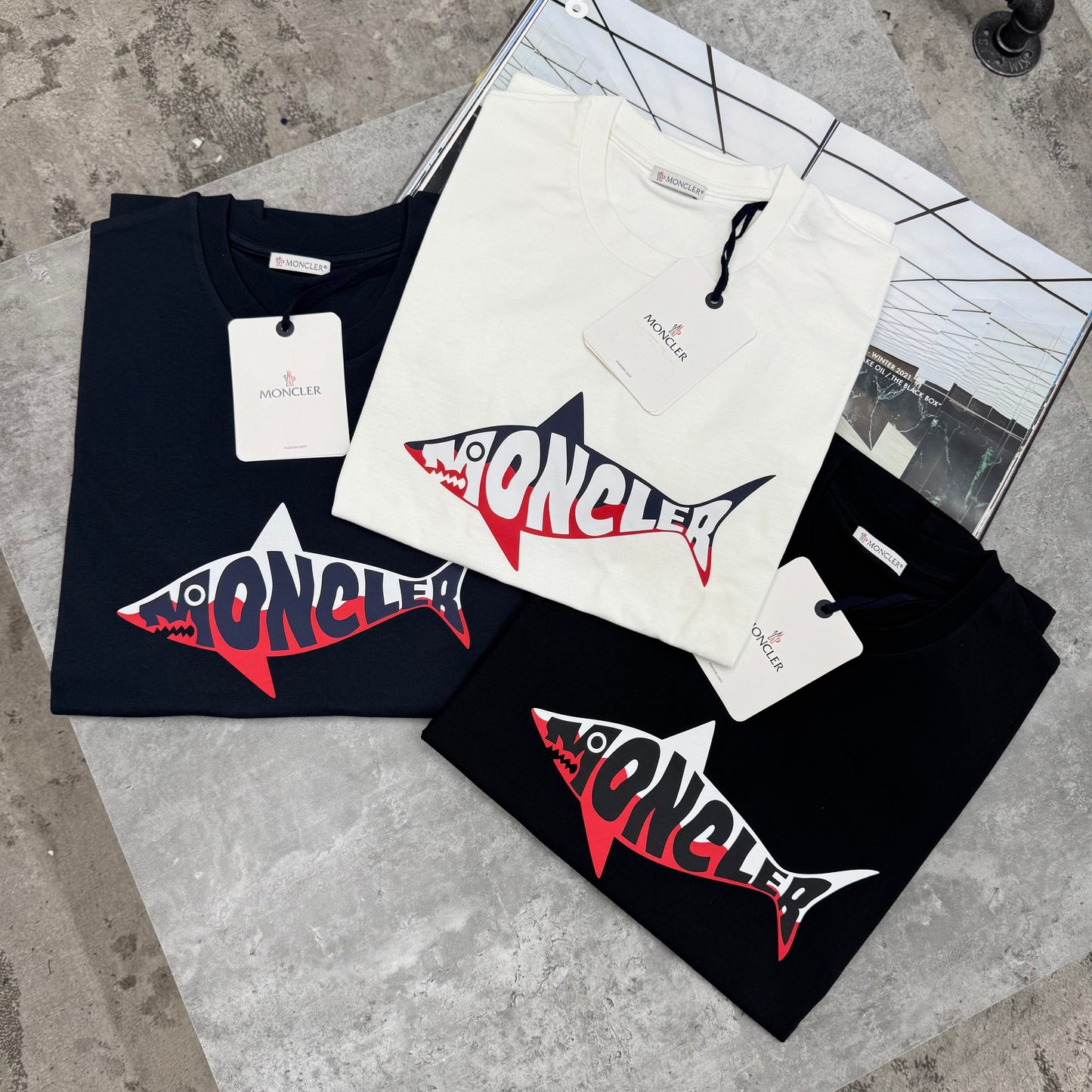 MNCLR - SHARK LOGO T-SHIRT