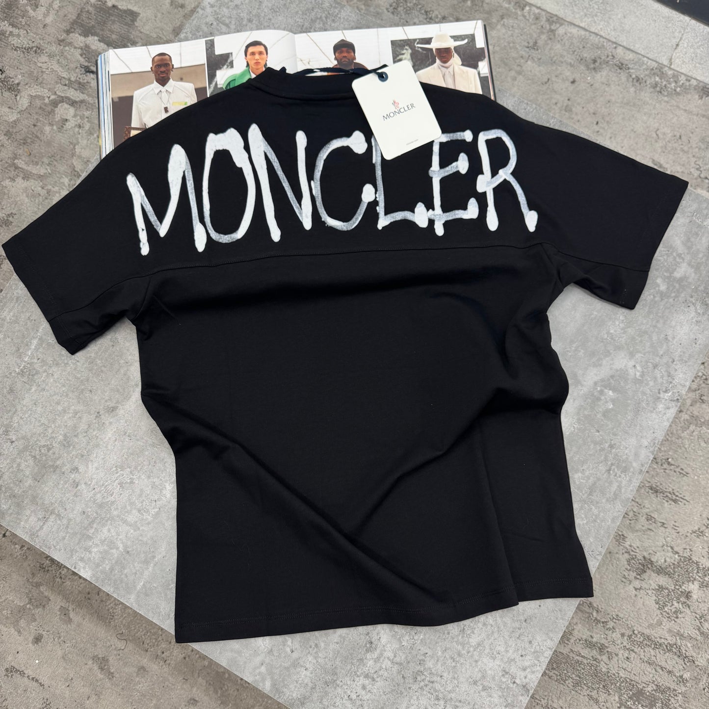 MNCLR - SPRAY T-SHIRT - BLACK