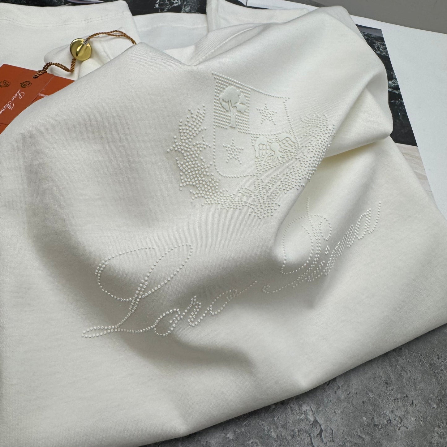 LORO - T-SHIRT - WHITE