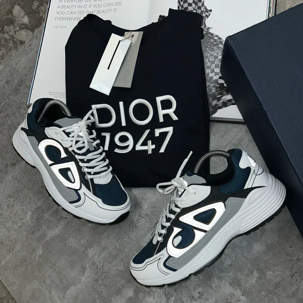 (PRE-ORDER) B30 - TRAINER - WHITE/NAVY