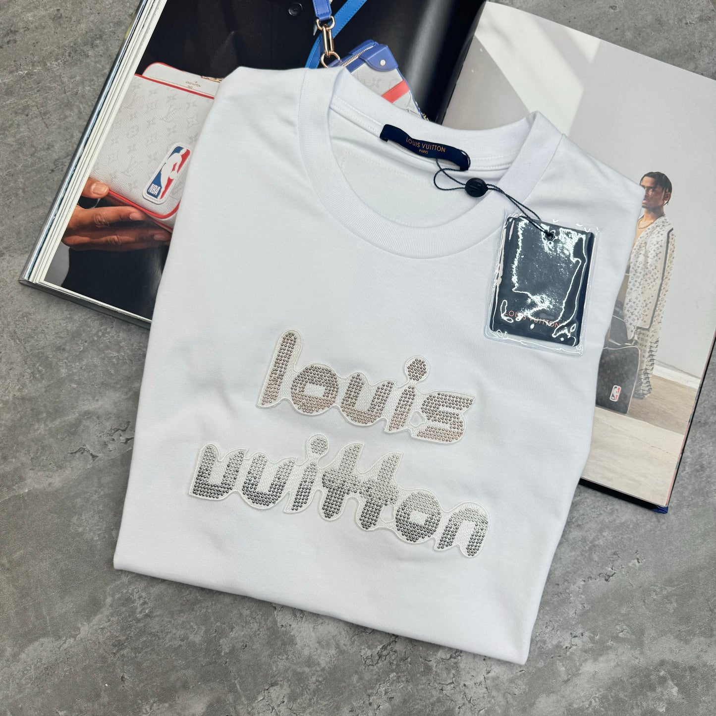 LVE - T-SHIRT - WHITE