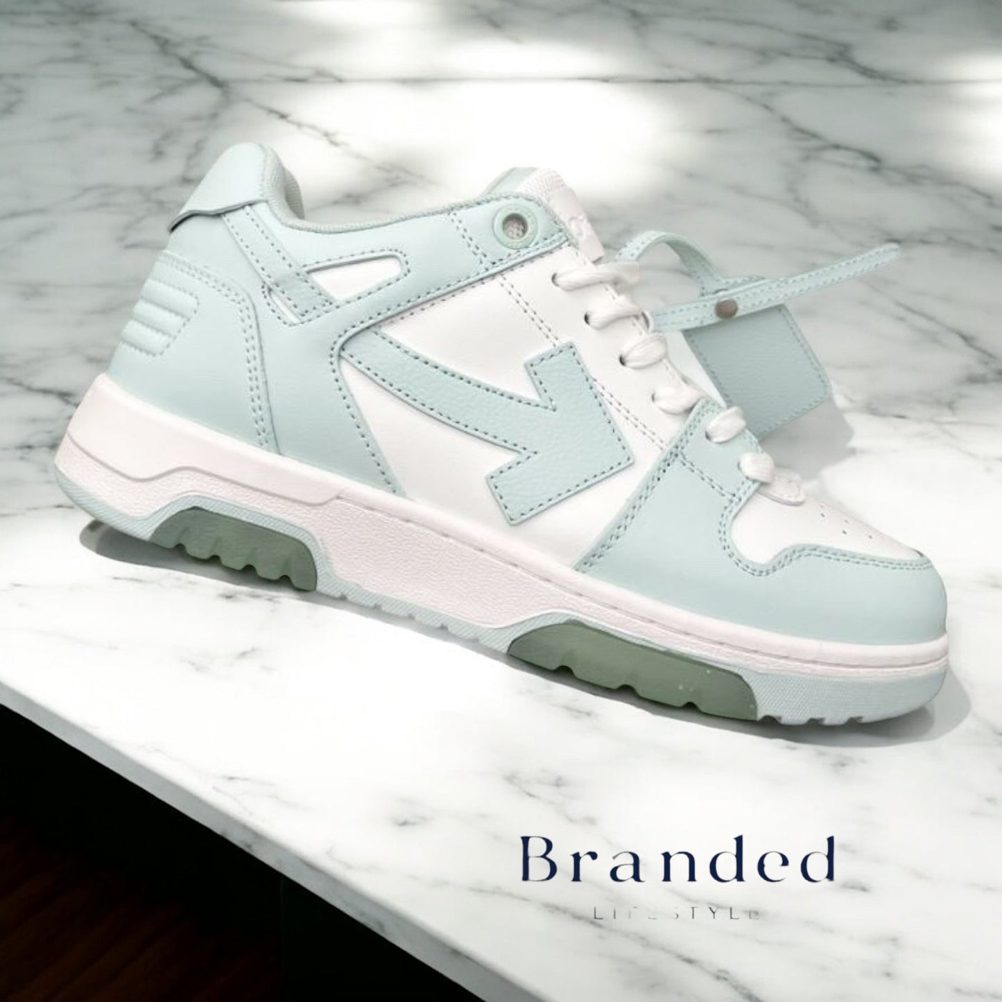 (PRE-ORDER) OW - WOMENS OUT OF OFFICE TRAINER