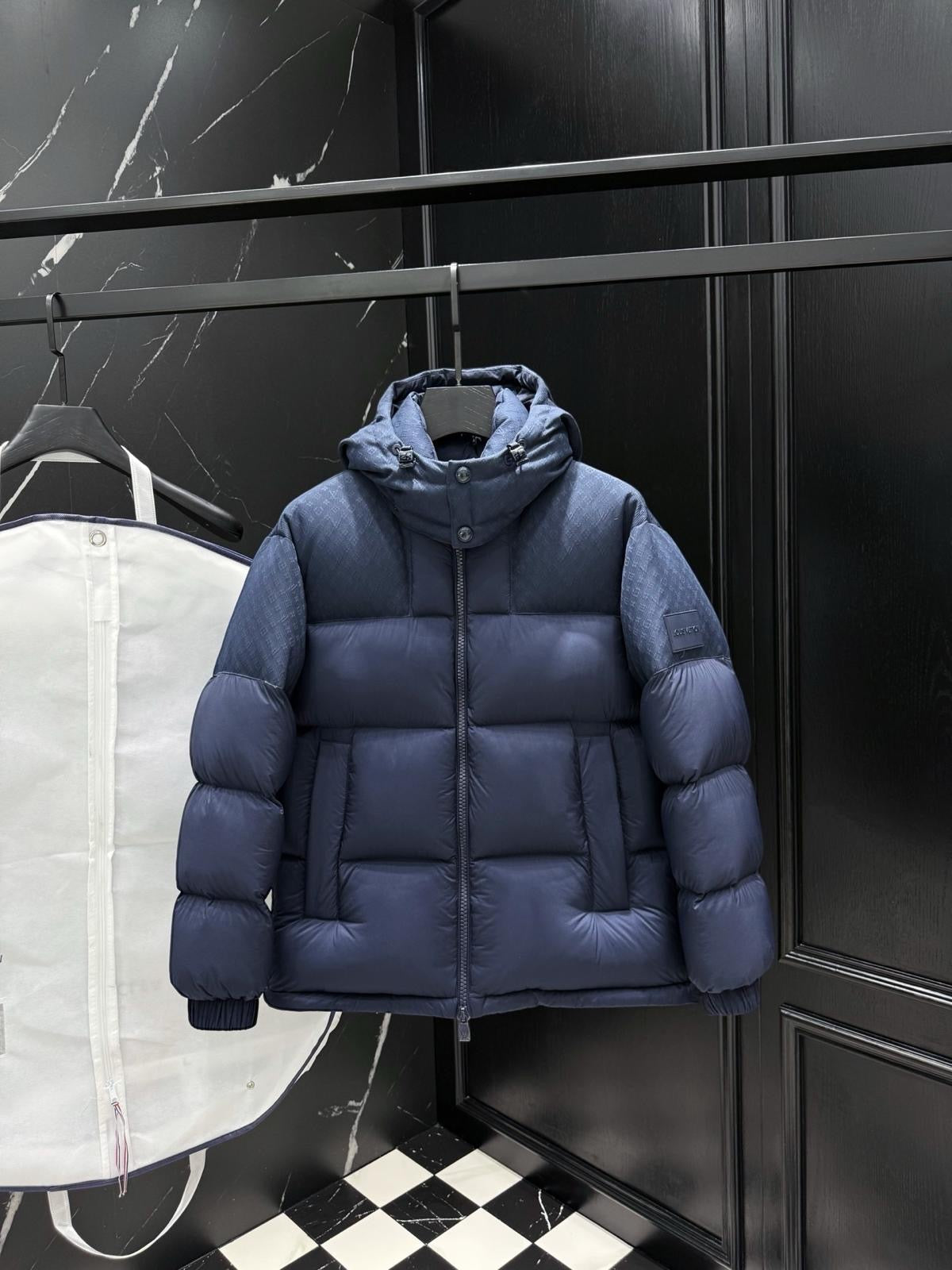 (PRE-ORDER) LVE - MONOGRAM COAT - NAVY