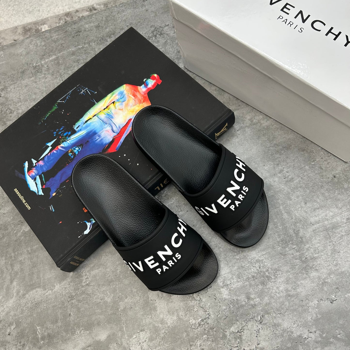 GVY - LOGO SLIDES - BLACK