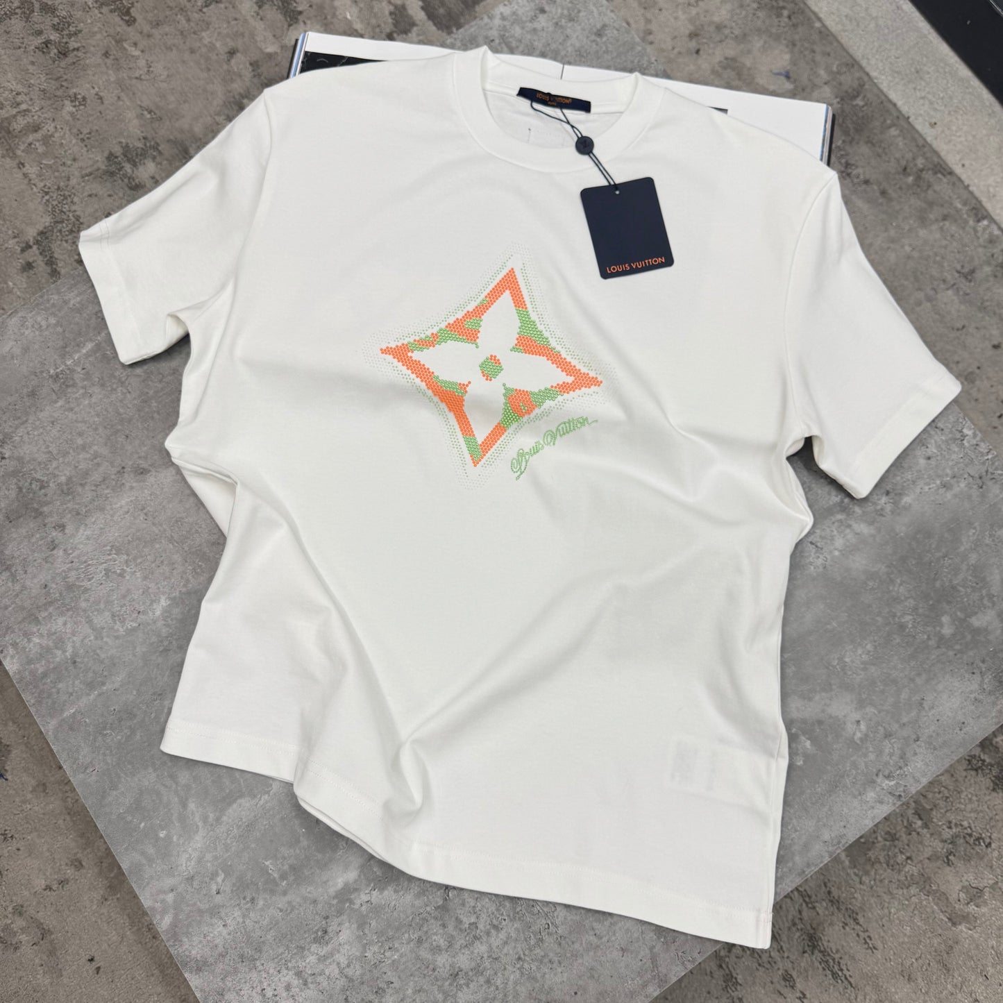 LVE - CENTRE MONO T-SHIRT - WHITE