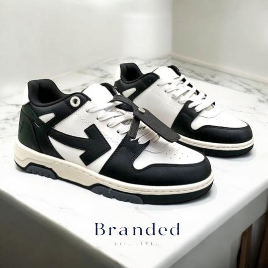 (PRE-ORDER) OW - WOMENS OUT OF OFFICE TRAINER