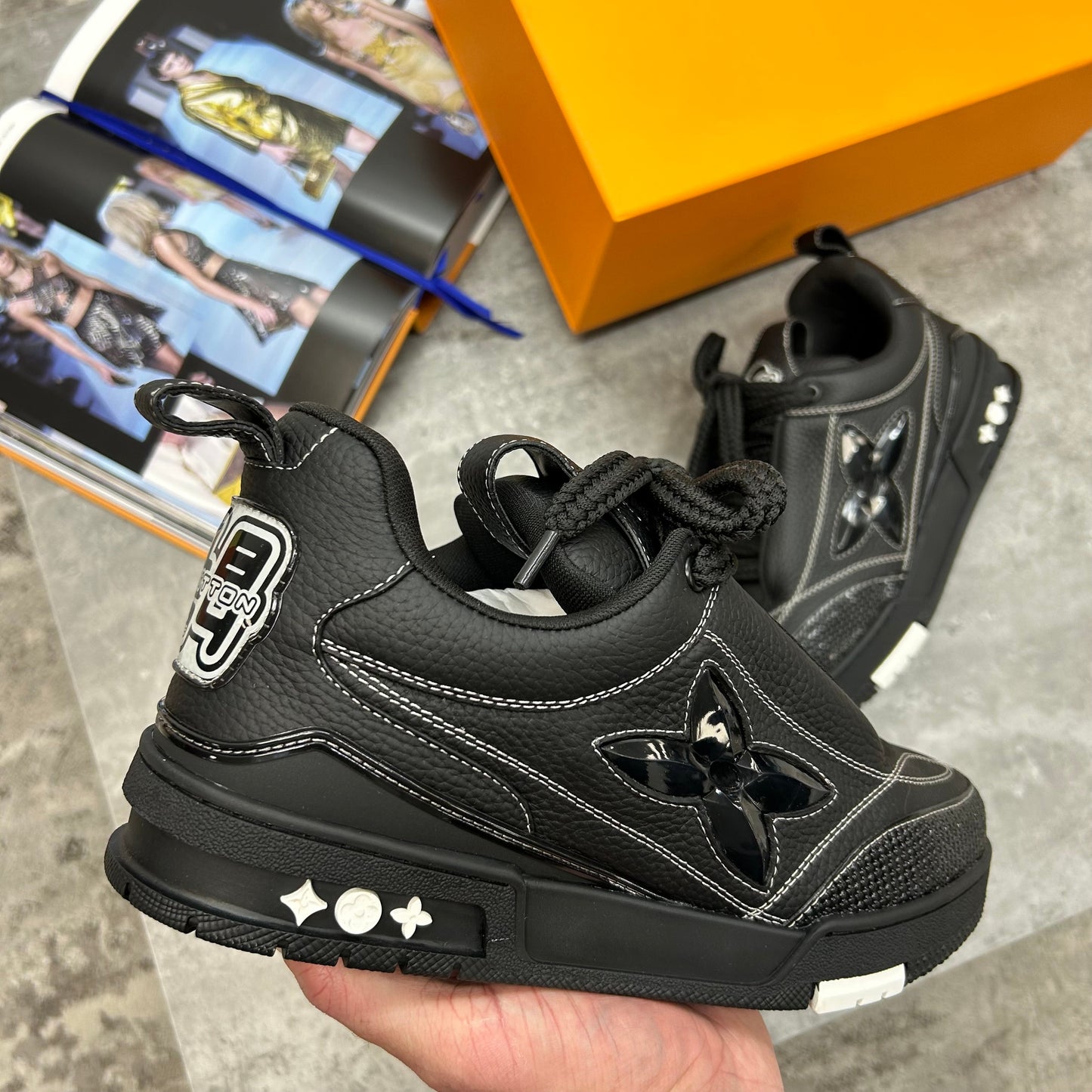 LVE - SKATES TRAINER - BLACK (PRE-ORDER)