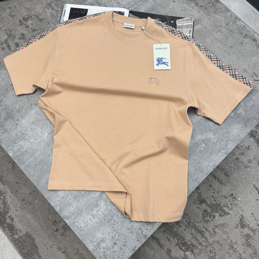 BURB - PATCHED SHOULDER T-SHIRT - BEIGE