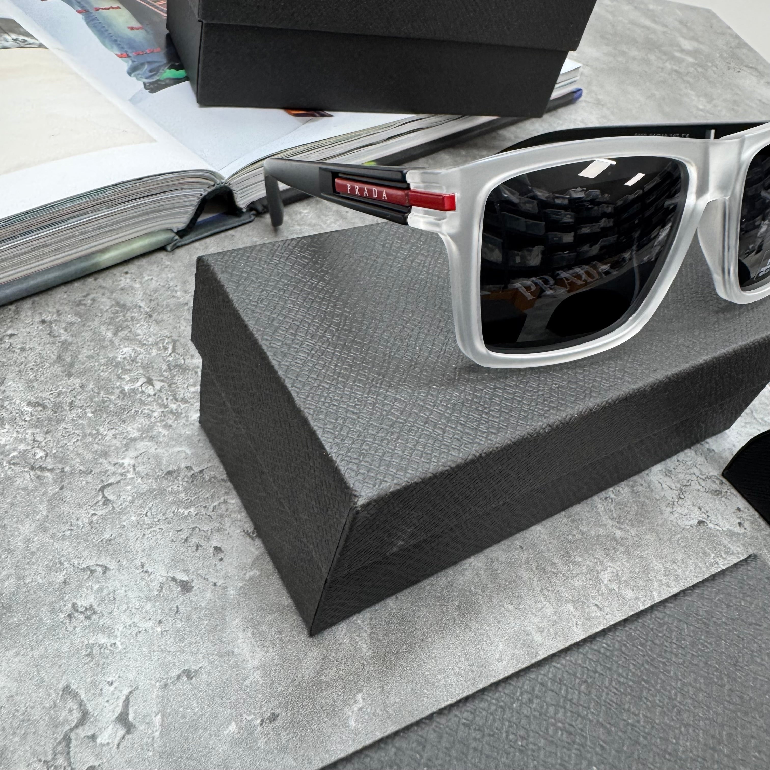 PDA - SUNGLASSES