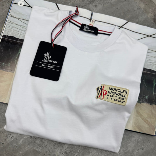 MNCLR - GRENOBLE BADGE T-SHIRT - WHITE