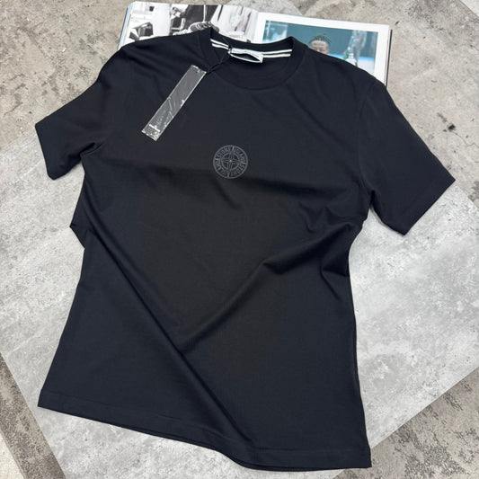 SI - CENTRE LOGO T-SHIRT - BLACK
