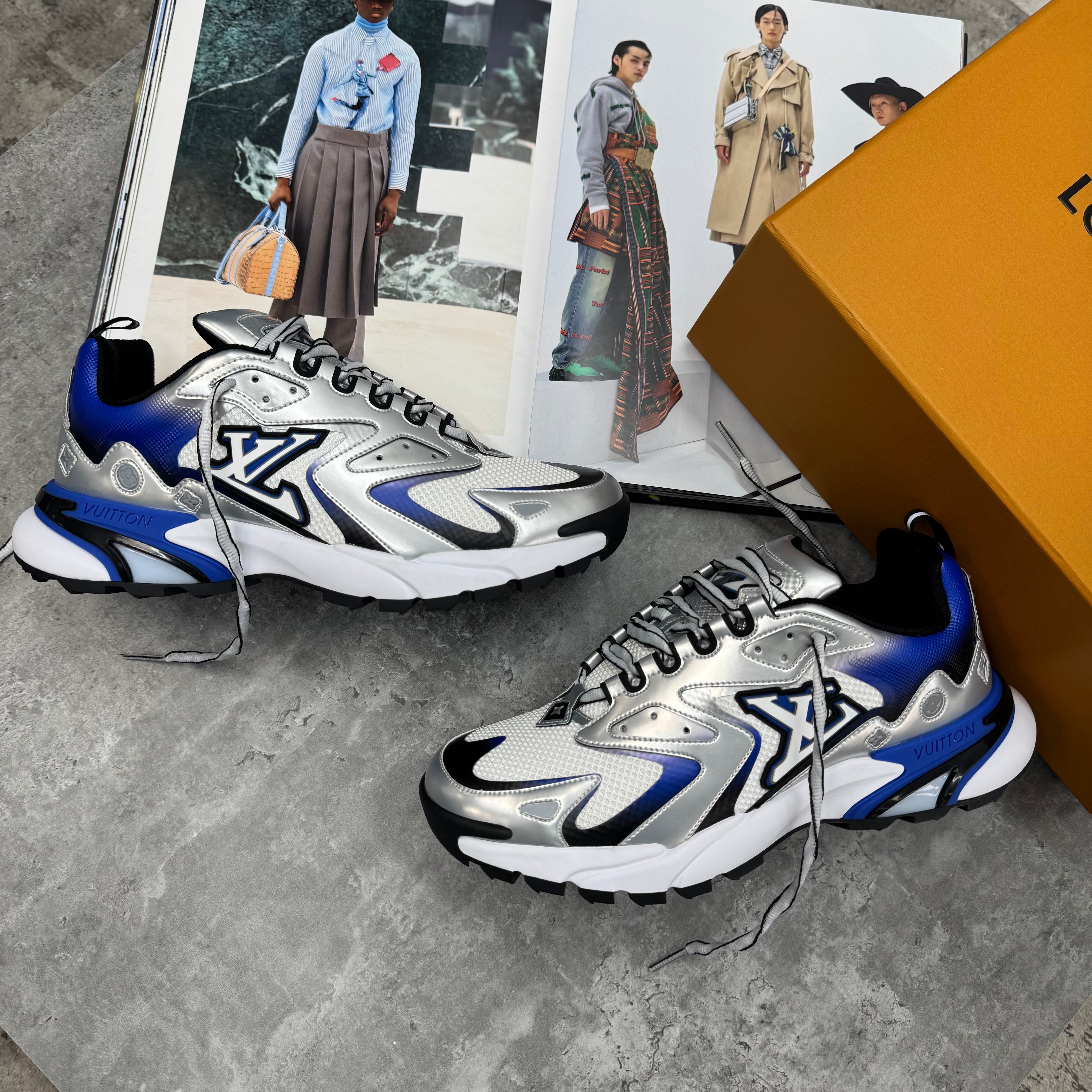LVE - TACTIC TRAINER - SILVER/NAVY