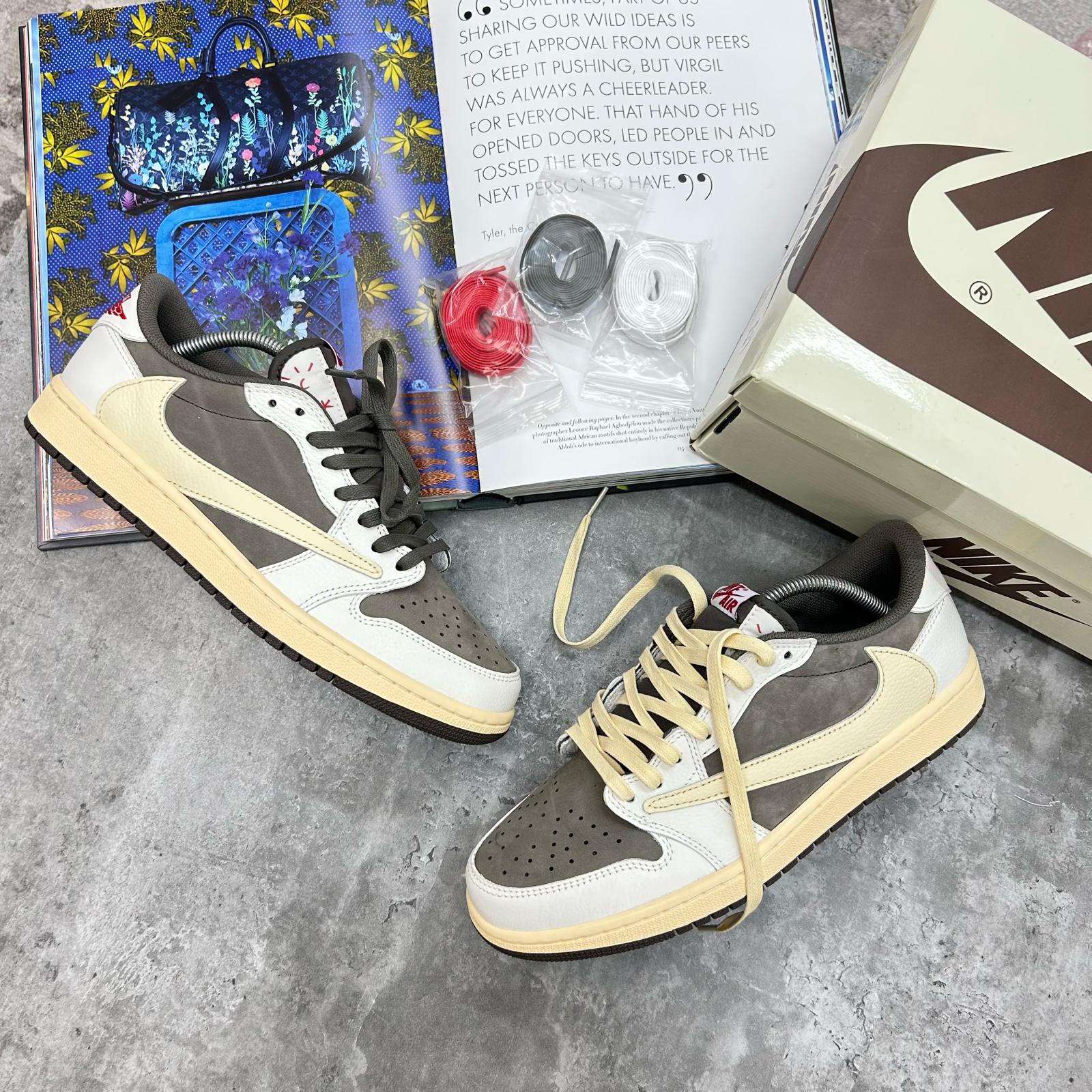 N X TS - AIR JORDAN 1 - REVERSE MOCHA