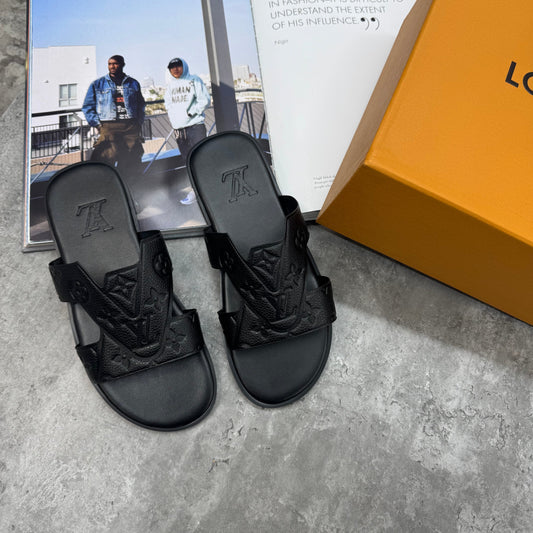 LVE - SLIDES - BLACK