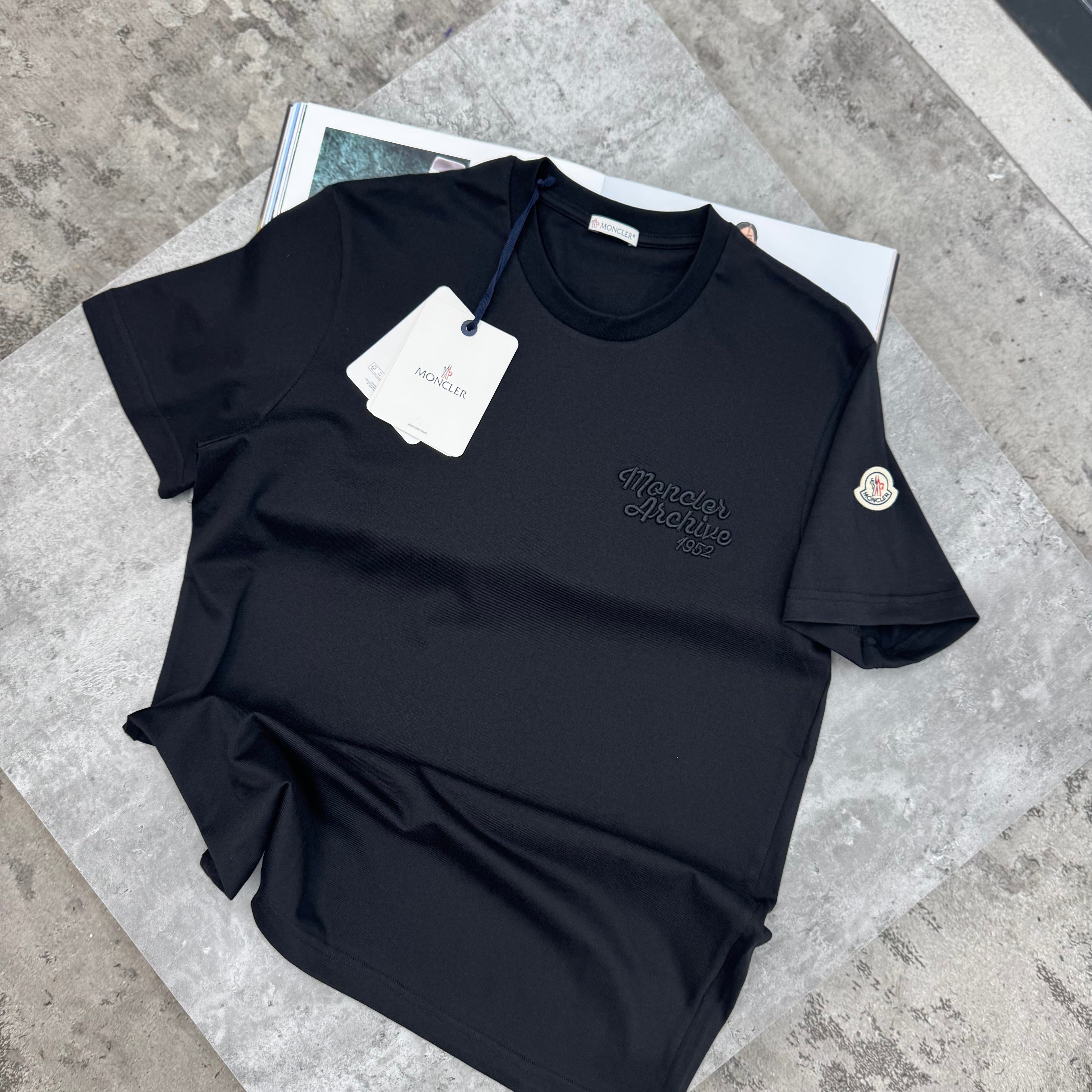 MNCLR - ARCHIVE T-SHIRT - BLACK