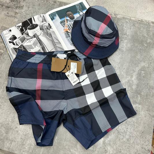 BURBERRY - BUCKET HAT - NAVY