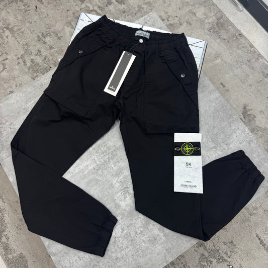 SI - BUTTON POCKET CARGOS - BLACK