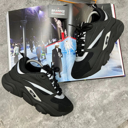 B22 - TRAINER - BLACK