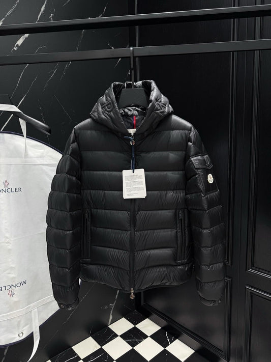 (PRE-ORDER) MNCLR - ARM POCKET LOGO COAT - BLACK
