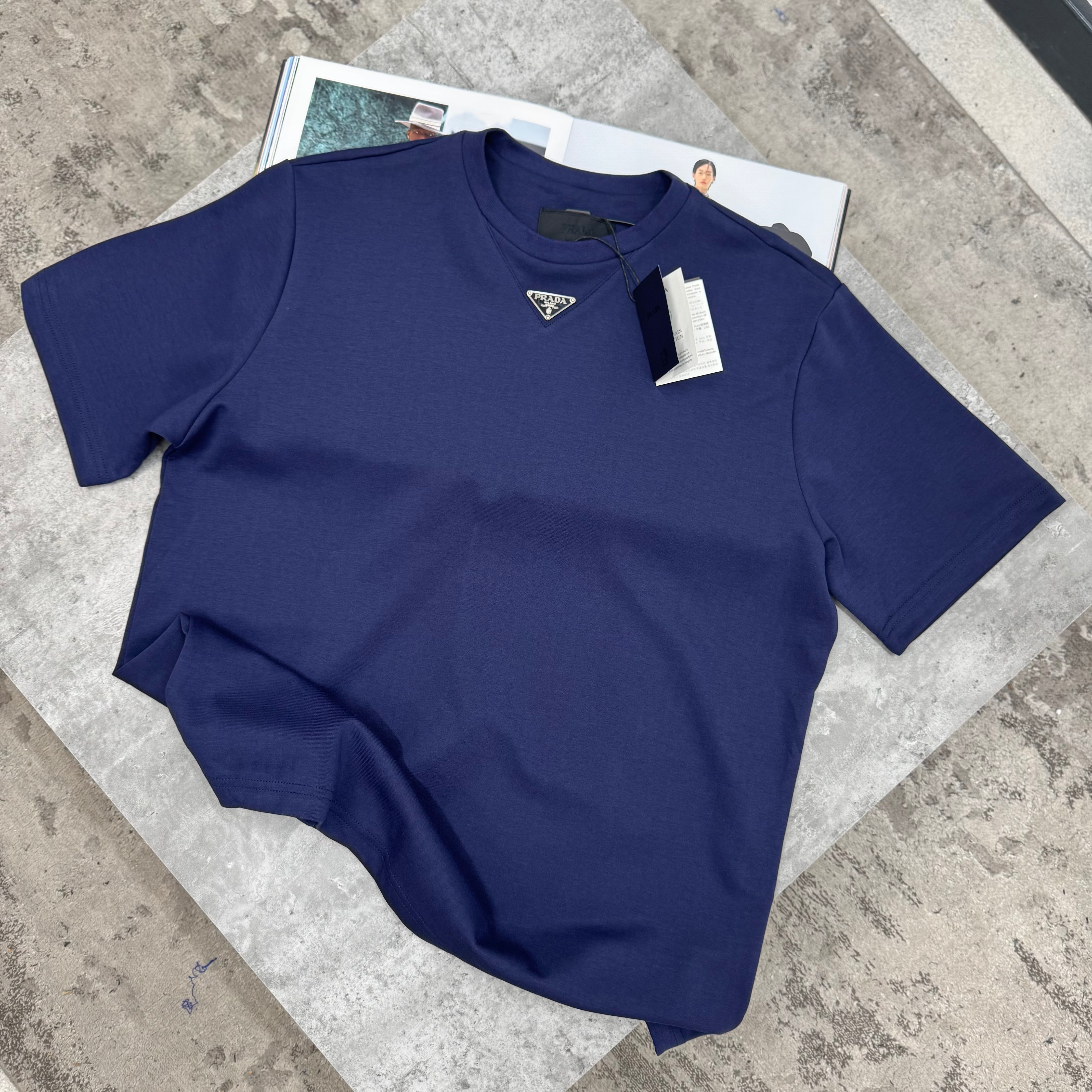 PDA - SMALL CENTRE LOGO T-SHIRT - NAVY