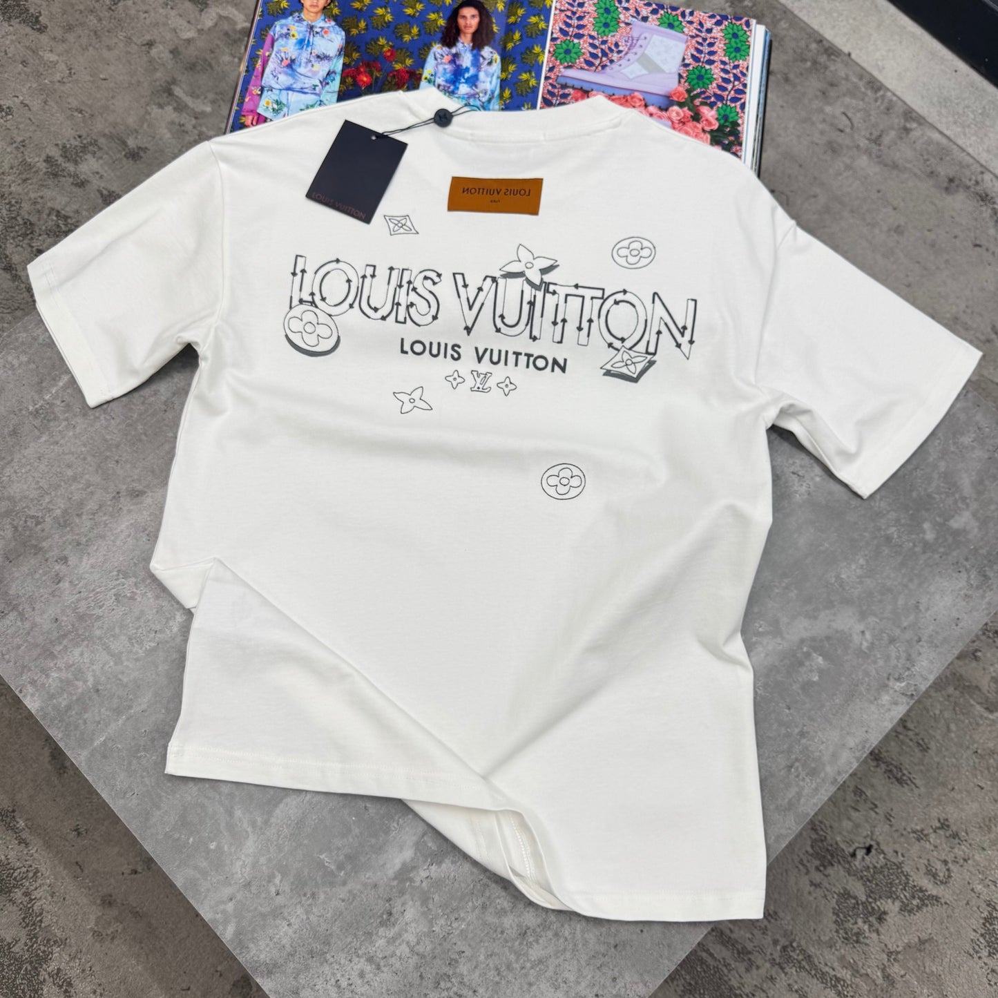 LVE - GREY EMBROIDERY T-SHIRT - WHITE