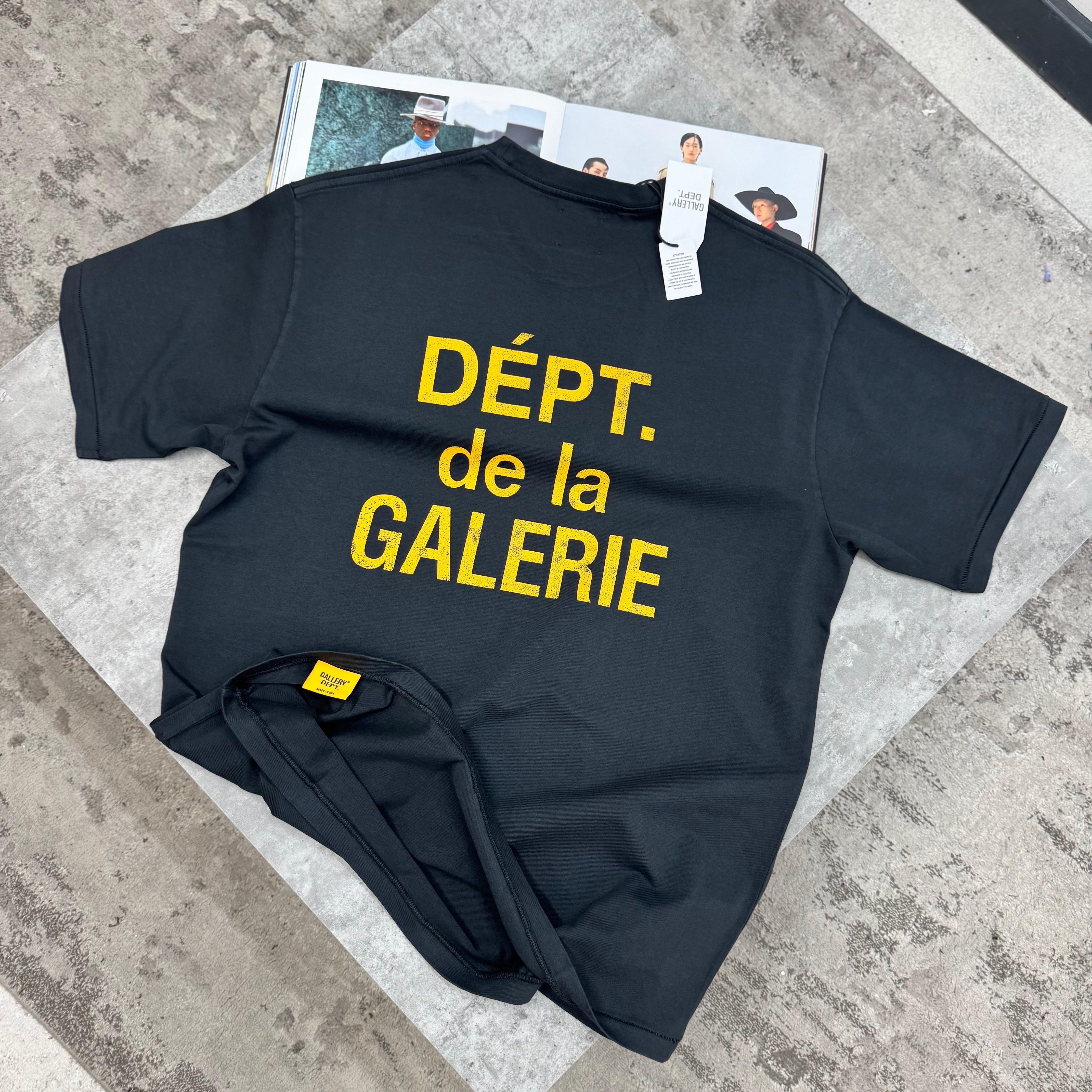 GD - T-SHIRT - BLACK