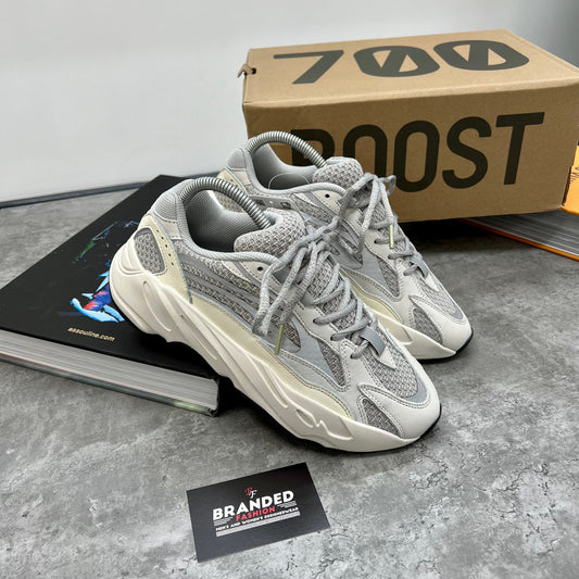YZY 700 TRAINER - STATIC (PRE-ORDER)